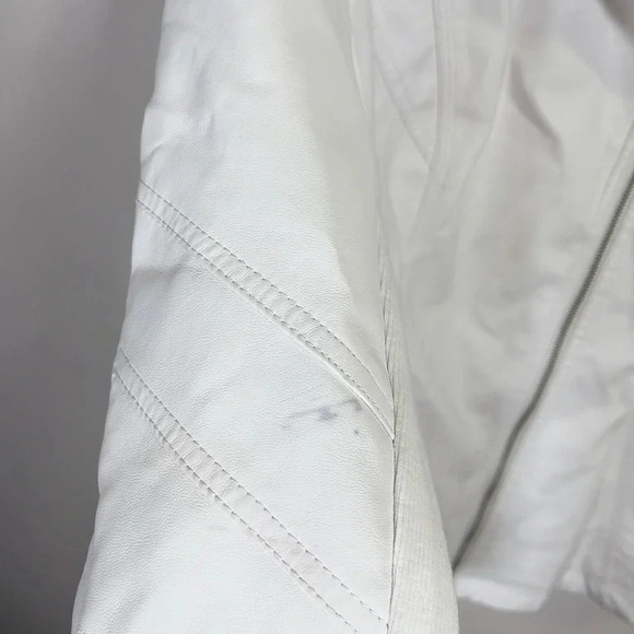 LOVE & LEGEND  | WHITE BIKER JACKET - Picture 14 of 16